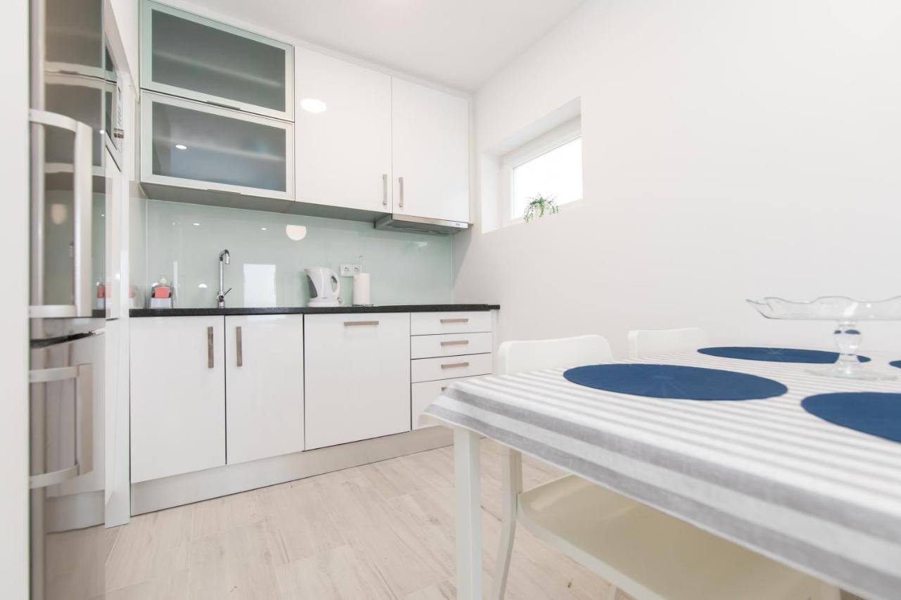 Apartamento Trival - A 1 Minuto Pe Da Praia Сесимбра Екстериор снимка